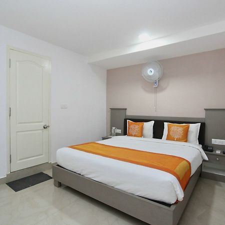 Oyo 4290 Silicon Suits Bangalore Dış mekan fotoğraf